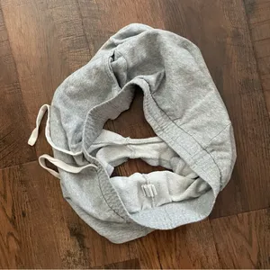 Forever 21 Gray drawstring sweatshorts, size L thumbnail 6