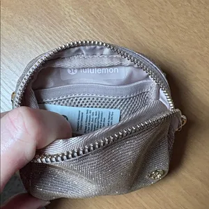 Lululemon Everywhere Belt Bag Nano Glitter NWT PNUC/MUUS/GOLD Pink Champagne thumbnail 5