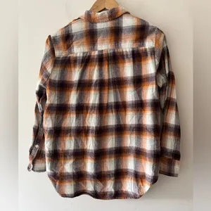 Madewell Flannel Side-Button Oversized‎ Ex-Boyfriend Shirt in Bickett Plaid thumbnail 8