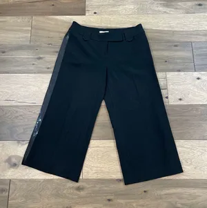 LOFT Marisa Black Wide Leg Capri Gaucho Pants Sequin Detail Size 2 thumbnail 1