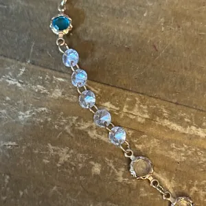 Gold tone teal and clear cubic zirconia crystal necklace thumbnail 4