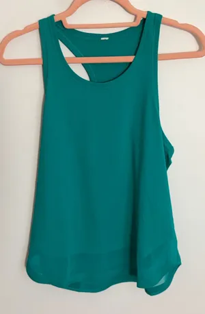 Lululemon Emerald Green Razor back tank size 4 thumbnail 1