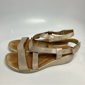 Born Idella wedge leather sandals tan size‎ 9 thumbnail 4