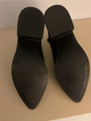 Steve Madden women black leather Chelsea short boots US 8.5 thumbnail 11