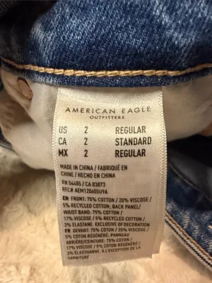 American Eagle Strigid Mom Jean Distressed Destroyed Knees Size 2 Regular thumbnail 7