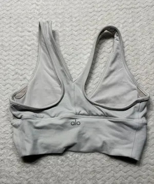Alo Yoga Wild Thing Ruched V-Neck Sports Bra Light Gray Small W7135R thumbnail 1