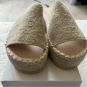 Beach tan Platform Slides Size 6 thumbnail 2