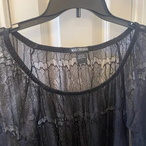 Lace blouse thumbnail 4