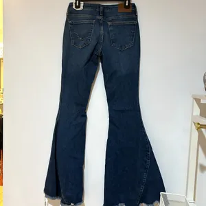 We The Free Free People Daisy Blue Emre Low-Rise Flare Jeans NWT Size 26 thumbnail 5