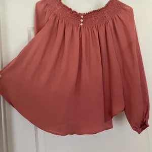 Abercrombie & Fitch Peachy Pink Off The Shoulder Top thumbnail 4