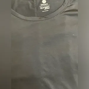Long sleeve old navy black active top thumbnail 2