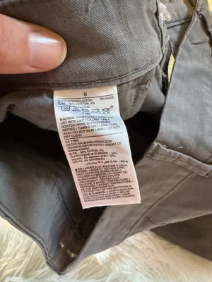 Old Navy Pixie Pants  thumbnail 3