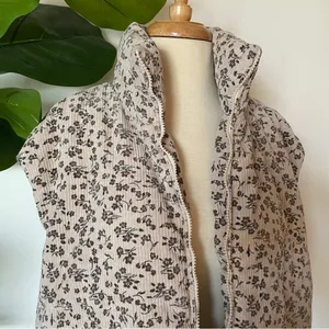 Entro | Floral Corduroy Puffer Vest thumbnail 3