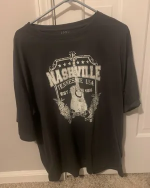 Gray Nashville Tshirt Size XL thumbnail 1