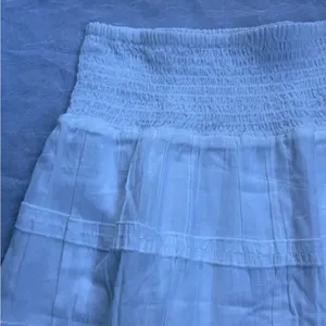Studio West White A-Line Tiered Skirt Sz S thumbnail 2