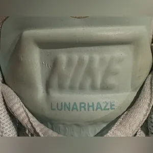 Nike Women's Mint Green Athletic Shoes thumbnail 9