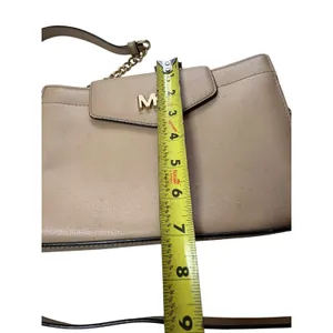 Michael Kors Beige Pebble Leather Crossbody Bag Gold MK Logo Chain Strap‎ thumbnail 3