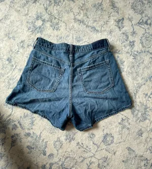 Hollister 90s dark wash mom denim shorts thumbnail 2