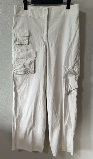 Aritzia Wilfred Free Cargo Pants Size 12 Ivory Cream Wide Leg‎ High Rise Pockets thumbnail 1