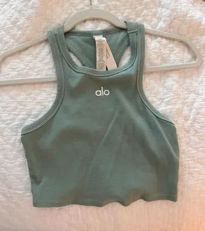 Alo yoga set thumbnail 1