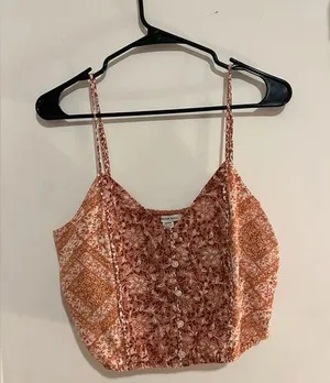 American Eagle Pink and Red Woven Cropped Top with Multi Floral Print thumbnail 1