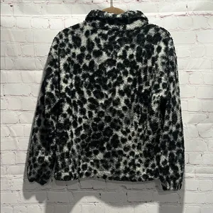 LOFT‎ Black and Gray Cheetah Print Teddy Jacket Pullover Fleece Woman's XSP thumbnail 4