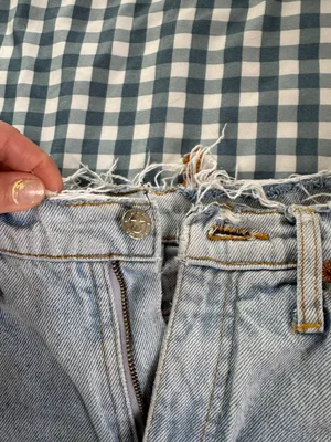 Vintage Charm Jean Shorts thumbnail 4