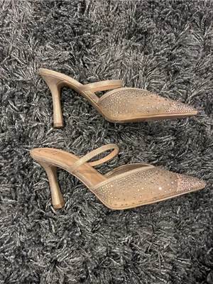 🌸Women’S Sonia Gold And Rhinestone Heels Size 9🌸 thumbnail 2