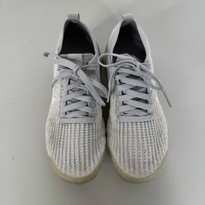 Nike Air Vapormax Flyknit 3 Pure‎ Platinum Shoes Size 8 thumbnail 2