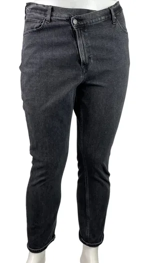 Abercrombie & Fitch The 90s Slim Straight High Rise Black Denim Jeans Size 34 thumbnail 1