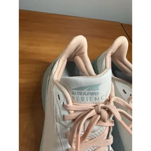 Altra FWD Experience Women Sz 7 W AL0A82CJ110 White Peach Running Shoes Sneakers thumbnail 3