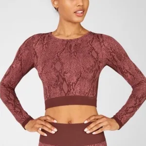 Fabletics Women's Kamila Seamless Long-Sleeve Athletic Top Snakeskin Medium‎ thumbnail 1