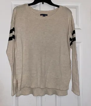 American Eagle Sweatshirt thumbnail 1