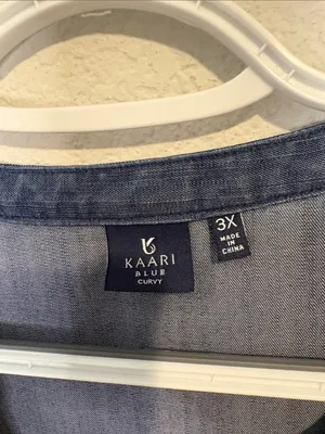 Kaari Blue Curvy 3X Sleeveless Button-Down Denim-Look Top - Navy Blue thumbnail 2