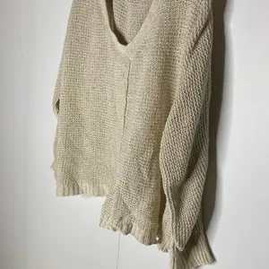 Free People V-Neck Sweater‎ thumbnail 5