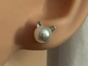 2 pairs of cat stud earrings thumbnail 3