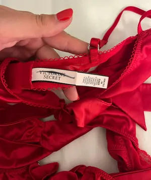 Victorias Secret Tied With A Bow Teddy thumbnail 4