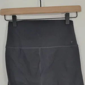 Everlane Women's The Perform Bike Short Size Extra Small Black Lightweight‎ thumbnail 8