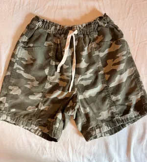Aerie Camo Utility Shorts Size M Green Drawstring High Rise Casual thumbnail 1