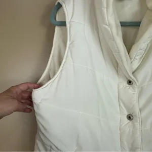Vintage Lee Winter White Cream Puffer Vest Large Casual Cozy Outdoors Cabincore thumbnail 5