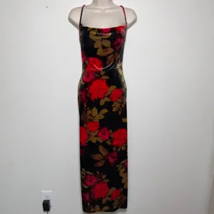 Taylor Women Whimsigoth Dress 4 Black Red Velvet Floral Cowl Midi Bodycon Slit thumbnail 11