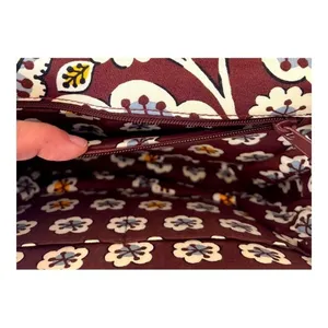 Vera Bradley Burgundy Floral Quilted‎ Cotton Crossbody Messenger Bag Handbag thumbnail 7