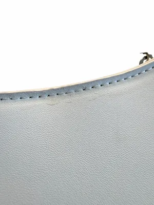 Forever 21 Minimalist White Shoulder Bag – Sleek Women's Handbag thumbnail 3