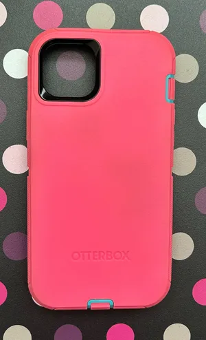 iPhone 14 Plus Otterbox Defender Phone Case thumbnail 1