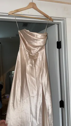 Bridesmaid Birdy Grey Dress thumbnail 3