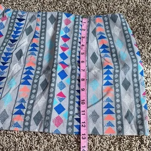 5/$30 🎈 Hollister geometric‎ mini skirt women’s size 3 thumbnail 6