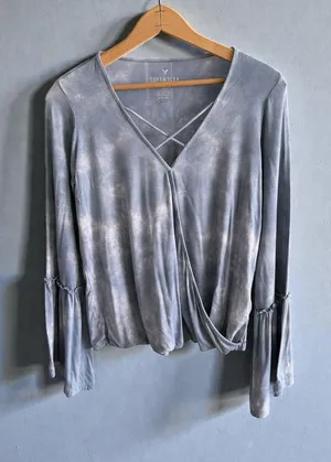 American Eagle Outfitters Gray Tie-Dye Wrap Long Sleeve Top‎ thumbnail 1