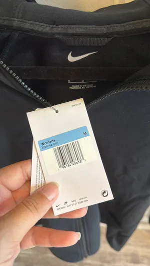 Women’s Nike Dri-Fit Jacket Medium thumbnail 5