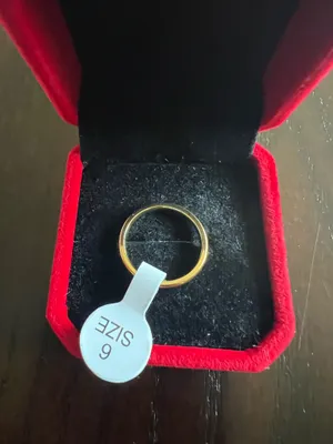 Women’s 10k Gold Plated 2mm Band Size 6 thumbnail 3