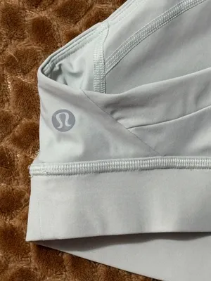 Lululemon Geared To Train Sports Workout Bra A/B Cup Springtime Blue 6 thumbnail 5
